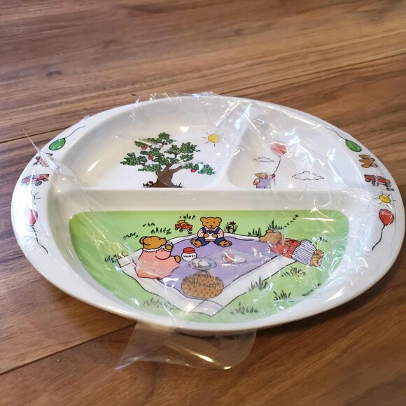 Vintage The Bear House 5-Piece Child’s Dinnerware Set Toddler Melamine - Picture 4 of 9